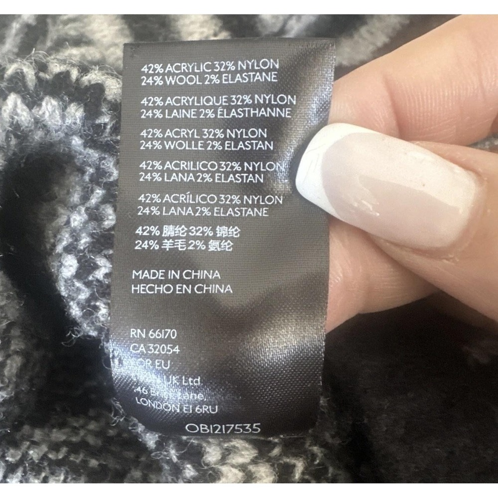 Urban Outfitters Cardigan Wool Sweater Medium Black Zebra Stripe Button CropKnit - Picture 9 of 9